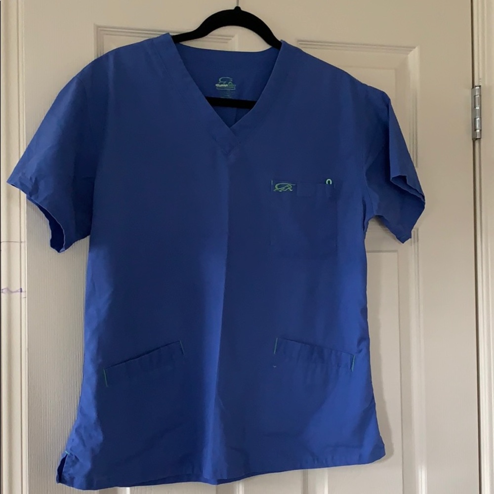 Scrub top